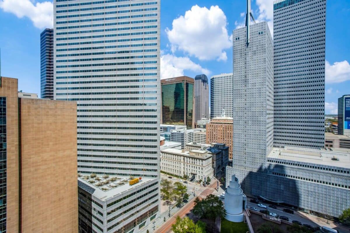 26Th Fl Bold Cozysuites With Pool, Gym Dallas Exteriér fotografie